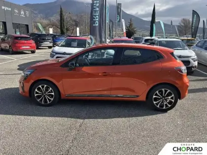 Photo 63 Renault Clio  E-Tech full hybrid 145