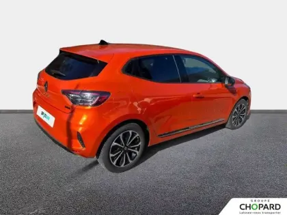 Photo 66 Renault Clio  E-Tech full hybrid 145