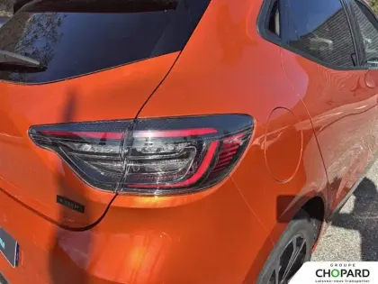 Photo 86 Renault Clio  E-Tech full hybrid 145