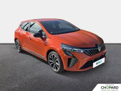 Photo 36 Renault Clio  E-Tech full hybrid 145