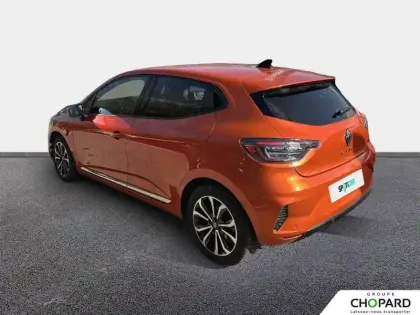 Photo 38 Renault Clio  E-Tech full hybrid 145