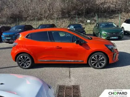 Photo 62 Renault Clio  E-Tech full hybrid 145