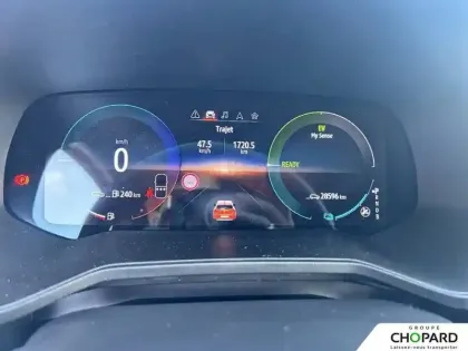 Photo 48 Renault Clio  E-Tech full hybrid 145