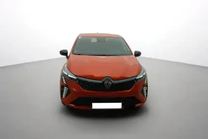 Photo 97 Renault Clio  E-Tech full hybrid 145