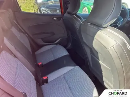 Photo 51 Renault Clio  E-Tech full hybrid 145