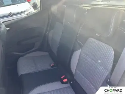 Photo 82 Renault Clio  E-Tech full hybrid 145