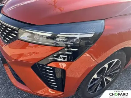 Photo 21 Renault Clio  E-Tech full hybrid 145