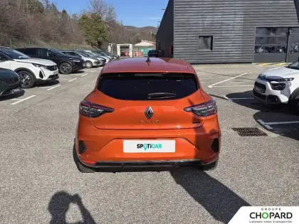 Photo 60 Renault Clio  E-Tech full hybrid 145