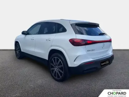 Photo 6 Mercedes EQA  250+