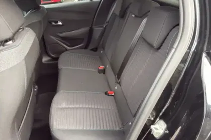 Photo 10 Peugeot 208  Electrique 50 kWh 136ch