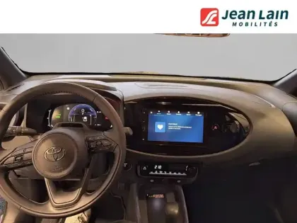 Photo 35 Toyota Aygo  X Hybride 116h
