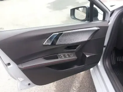 Photo 28 Renault Clio Gén. VI Ph1 Techno 5