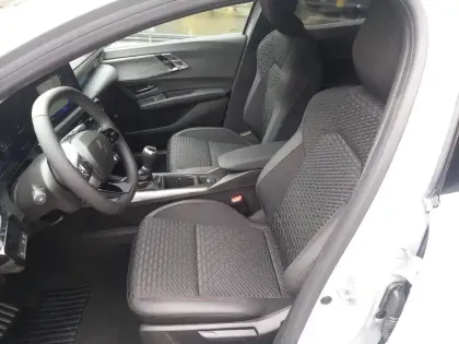 Photo 26 Renault Clio Gén. VI Ph1 Techno 5