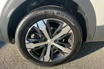 Photo 61 Peugeot 3008  BlueHDi 130ch S&S BVM6