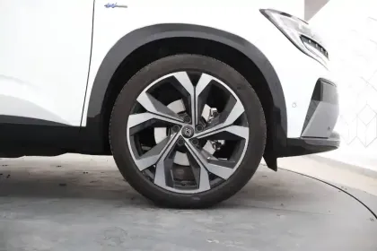 Photo 12 Renault Austral  E-Tech full hybrid 200 GSR2