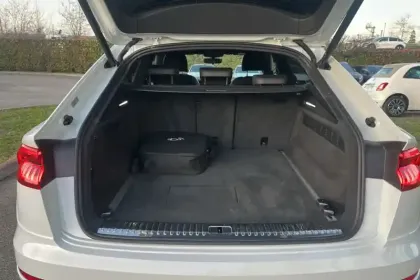 Photo 60 Audi Q8  55 TFSI e 381 Tiptronic 8 Quattro