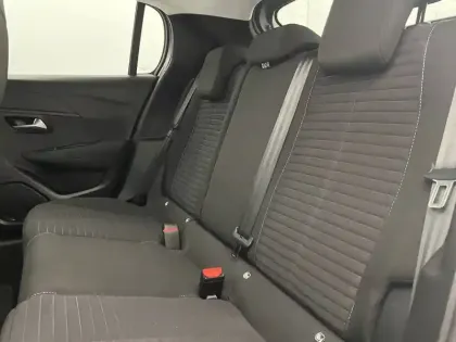 Photo 46 Peugeot 208  PureTech 100 S&S BVM6