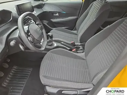 Photo 84 Peugeot 208  PureTech 75 S&S BVM5