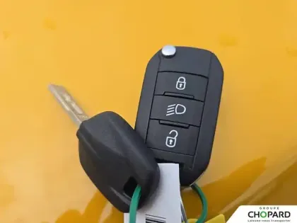 Photo 57 Peugeot 208  PureTech 75 S&S BVM5