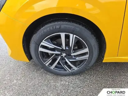 Photo 61 Peugeot 208  PureTech 75 S&S BVM5