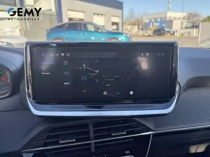 Photo 14 Peugeot 208  Electrique 50 kWh 136ch