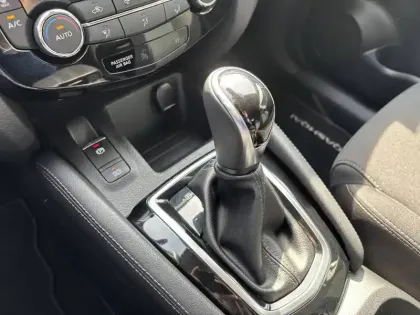 Photo 32 Nissan Qashqai  1.3 DIG-T 160 DCT