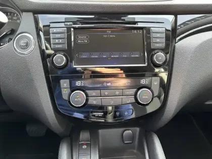 Photo 28 Nissan Qashqai  1.3 DIG-T 160 DCT