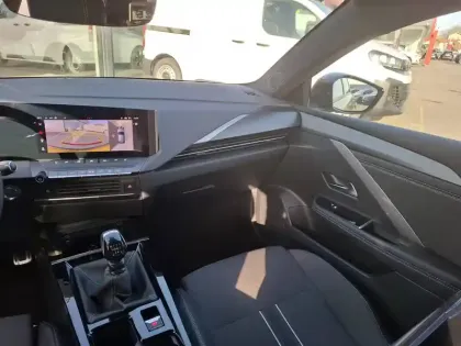 Photo 27 Opel Astra  1.2 Turbo 130 ch BVM6