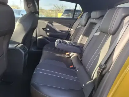 Photo 72 Opel Astra  1.2 Turbo 130 ch BVM6