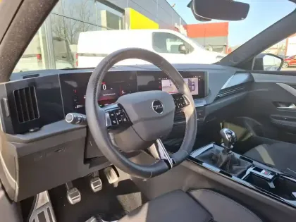 Photo 81 Opel Astra  1.2 Turbo 130 ch BVM6