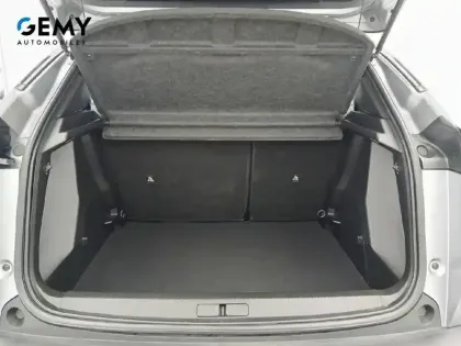 Photo 42 Peugeot 2008  PureTech 100 S&S BVM6