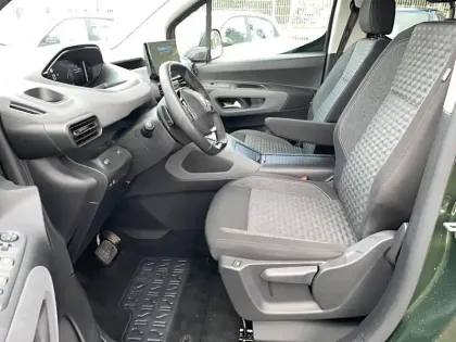 Photo 33 Peugeot Rifter  M BlueHDi 130 S&S EAT8 5pl