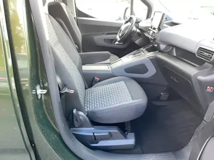 Photo 63 Peugeot Rifter  M BlueHDi 130 S&S EAT8 5pl