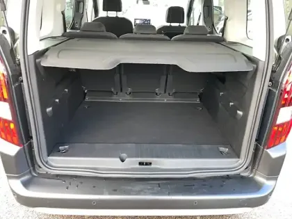 Photo 67 Peugeot Rifter  M BlueHDi 130 S&S EAT8 5pl