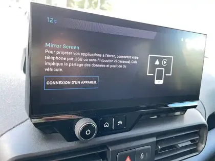 Photo 72 Peugeot Rifter  M BlueHDi 130 S&S EAT8 5pl