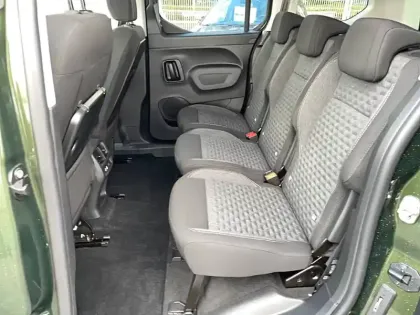 Photo 40 Peugeot Rifter  M BlueHDi 130 S&S EAT8 5pl