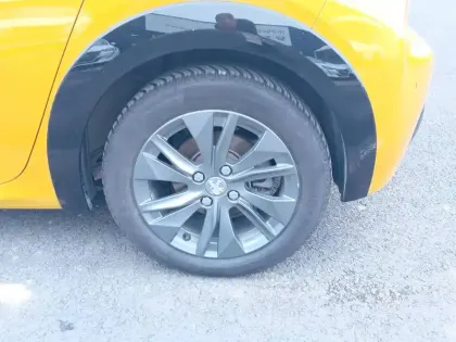 Photo 38 Peugeot 208 Gén. II Ph1 NG Style 5