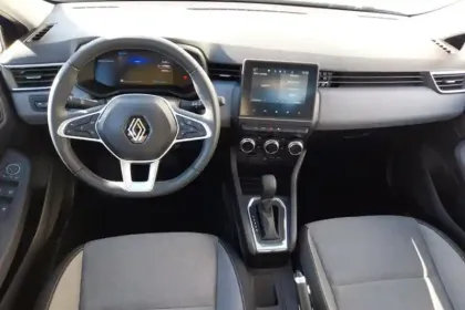 Photo 8 Renault Clio  E-Tech full hybrid 145