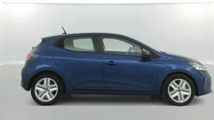 Photo 64 Renault Clio  E-Tech full hybrid 145