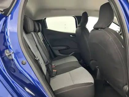 Photo 73 Renault Clio  E-Tech full hybrid 145