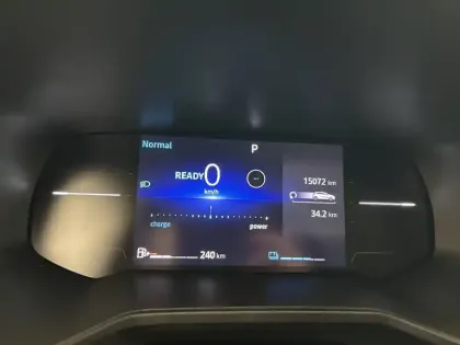 Photo 45 Renault Clio Gén. V (BJA) Ph2 Evolution 5