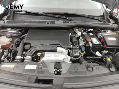 Photo 14 Peugeot 2008  PureTech 130 S&S BVM6