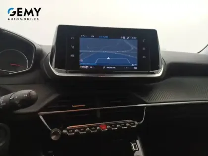 Photo 13 Peugeot 2008  PureTech 130 S&S BVM6