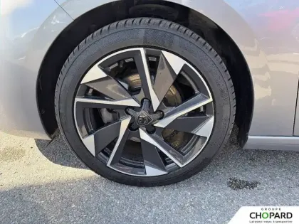 Photo 20 Peugeot 308  PureTech 130ch S&S BVM6