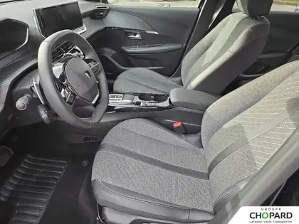 Photo 10 Peugeot 208  Hybrid 100 e-DCS6