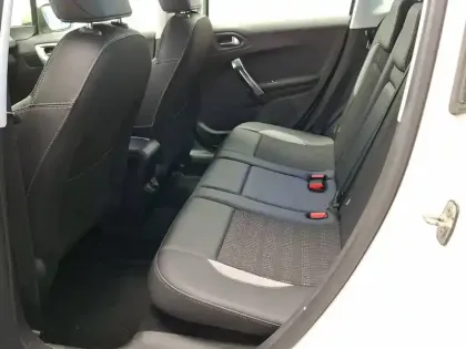 Photo 12 Peugeot 2008  1.2 PureTech 110ch S&S EAT6