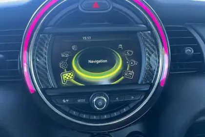 Photo 17 Mini Mini Hatch 5 Portes One 102 ch BVA7