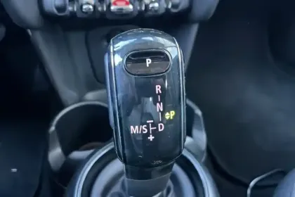 Photo 20 Mini Mini Hatch 5 Portes One 102 ch BVA7