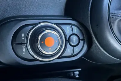 Photo 21 Mini Mini Hatch 5 Portes One 102 ch BVA7