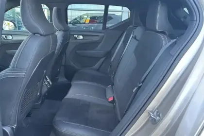 Photo 10 Volvo Xc40  B3 163 ch DCT7